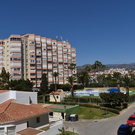 Fantastic Studio - Beachfront Apartment Torrox Exterior photo