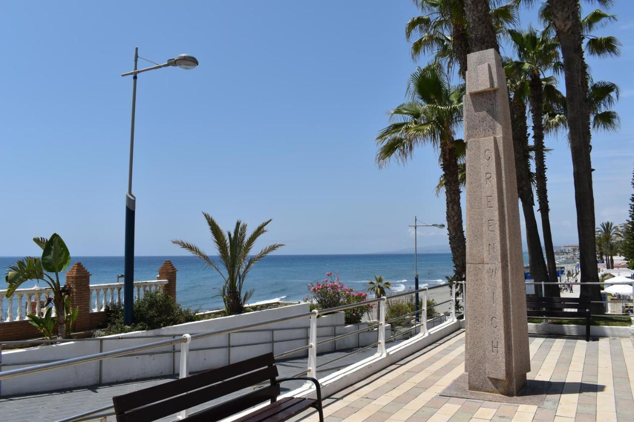 Fantastic Studio - Beachfront Apartment Torrox Exterior photo