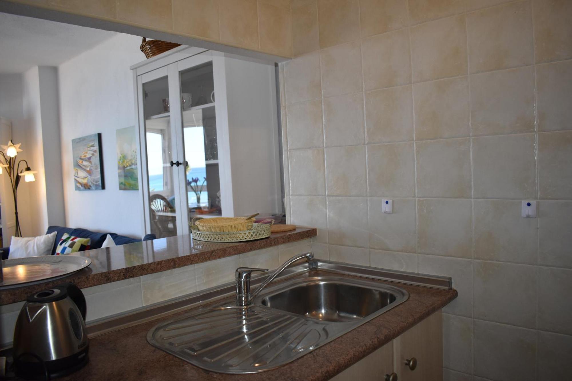 Fantastic Studio - Beachfront Apartment Torrox Exterior photo
